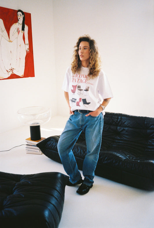 Most Iconic Vintage Chairs – T-Shirt (unisex)