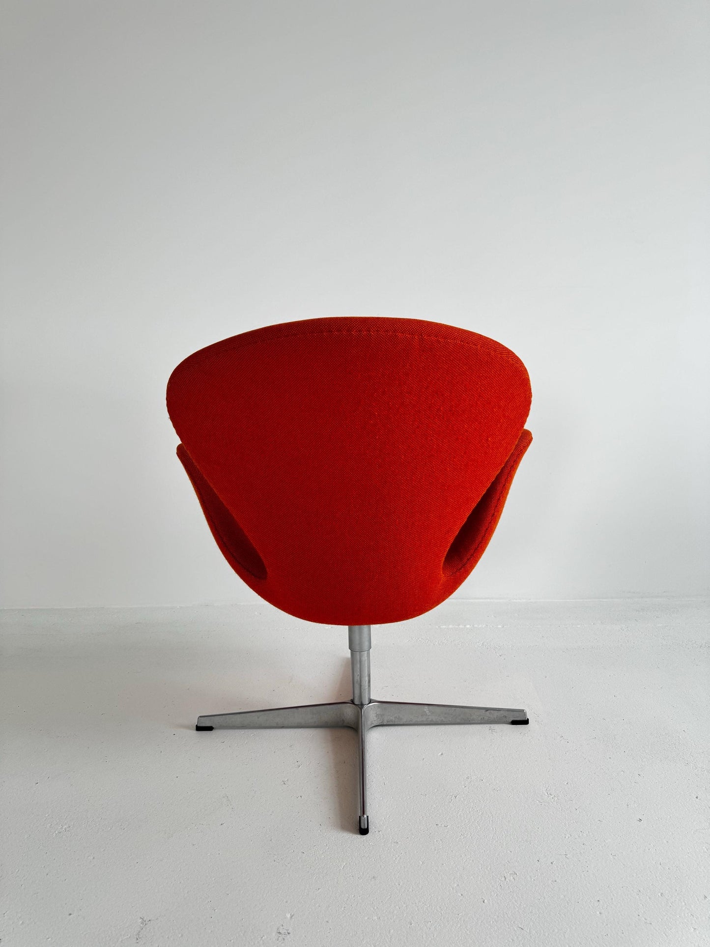 Swan Chair by Arne Jacobsen for Fritz Hansen, 2003