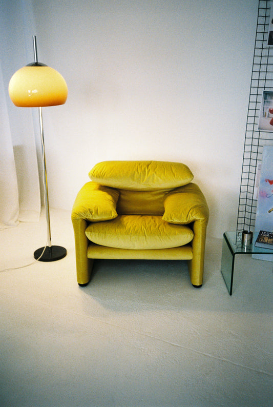 Maralunga armchair by Vico Magistretti for Cassina, 1973