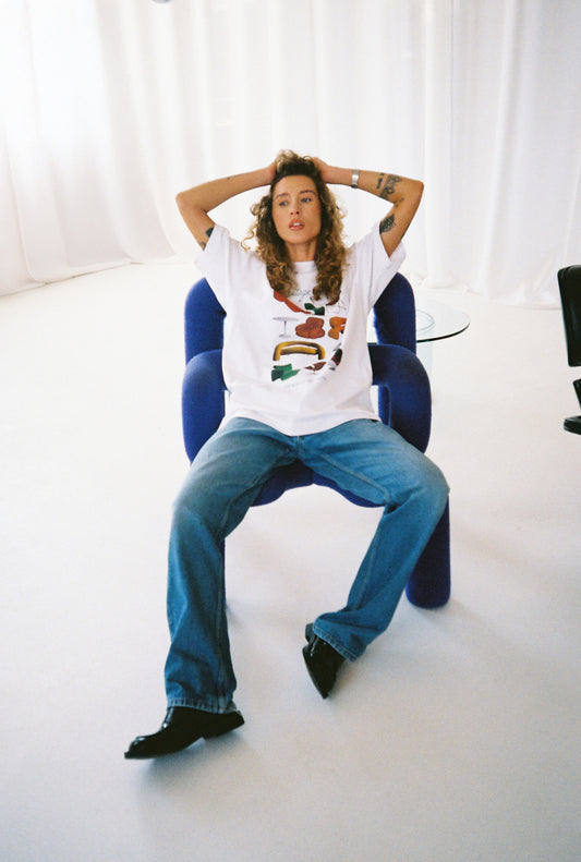 Iconic Vintage Gems T-shirt (unisex)