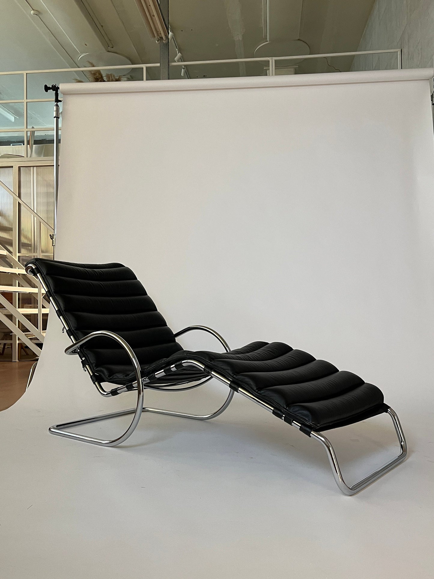 MR Chaise Lounge Chair, Mies Van Der Rohe, 1949s