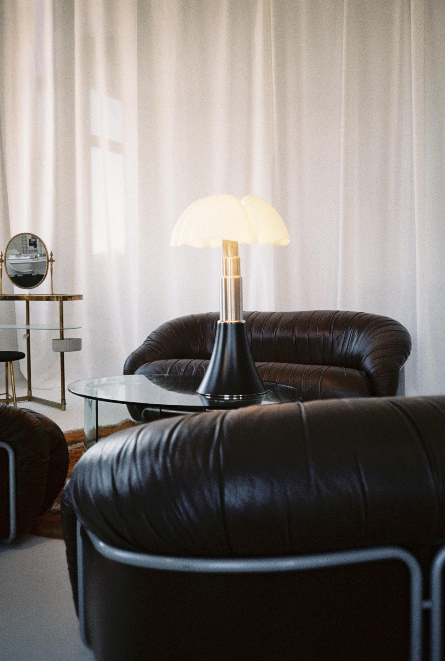 Gae Aulenti “Pipistrello” Table Lamp for Martinelli Luce, 1960s