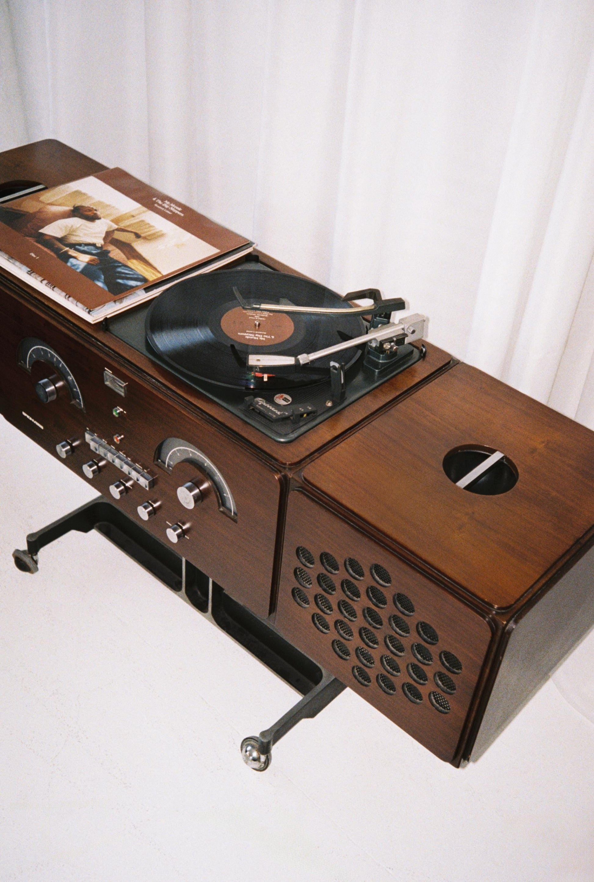 Brionvega RR-126 Stereo System by Achille & Pier Giacomo Castiglioni, 1966, Italian Design Icon