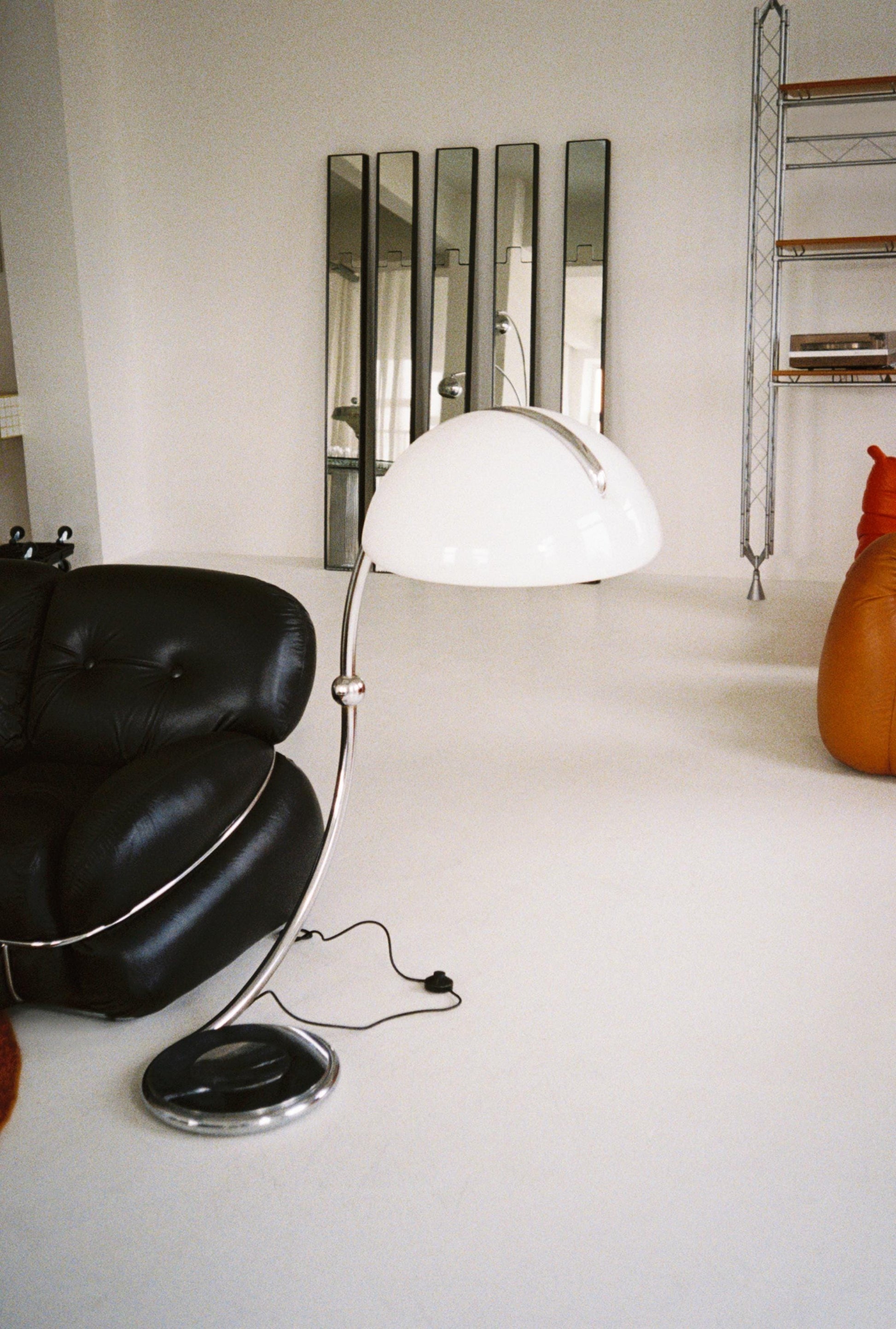Vintage Serpente Floor Lamp by Elio Martinelli for Martinelli Luce, 1960s Italian Design, Chrome Arc Lamp, White Dome Shade