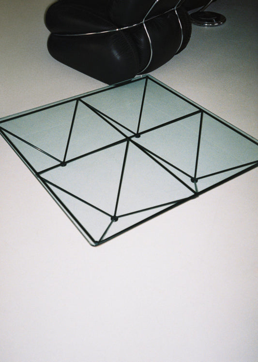 Paolo Piva Alanda Coffee Table for B&B Italia, 1980s Postmodern Glass Coffee Table, Iconic Italian Design